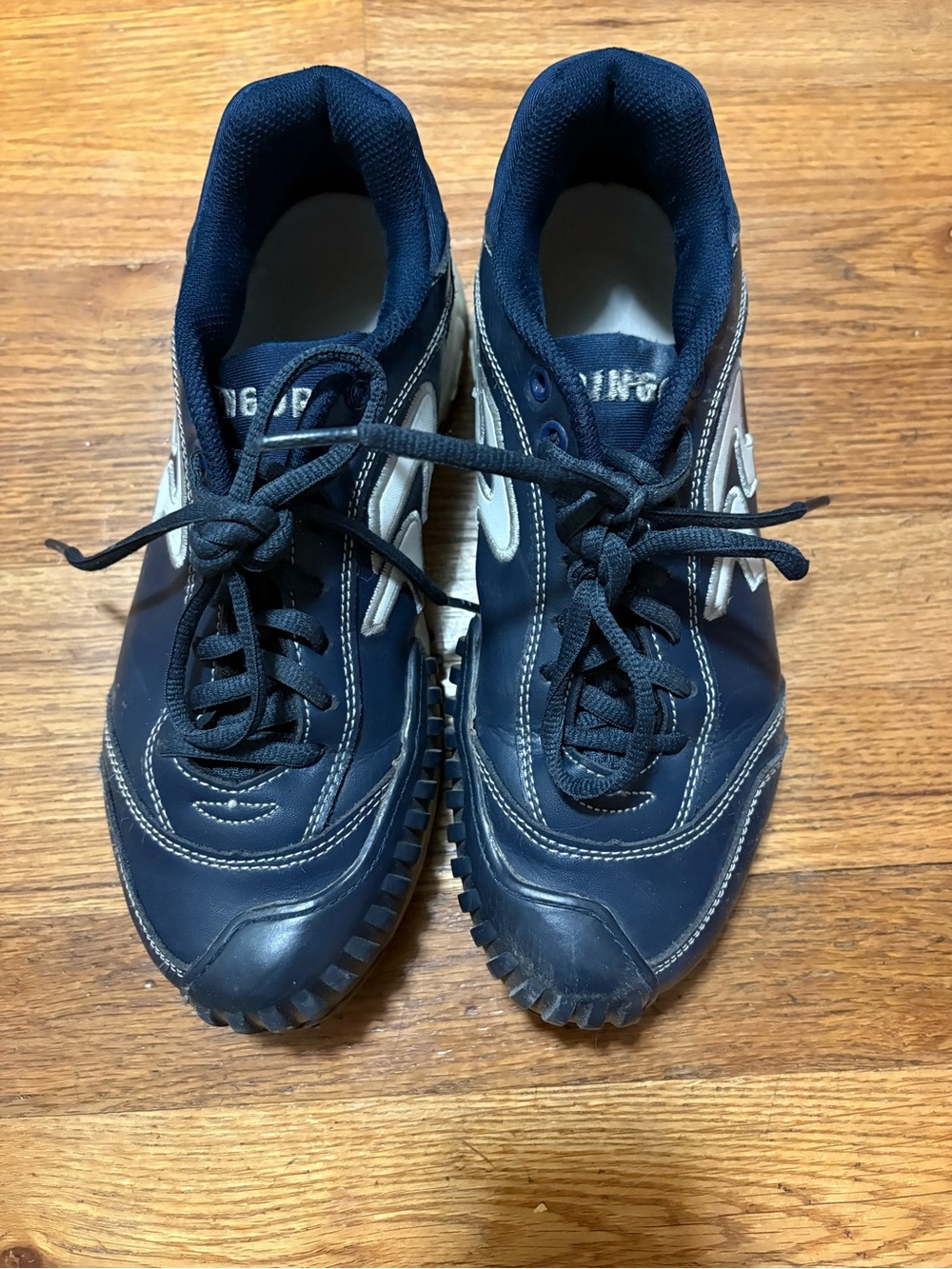 Ringor Women’s Turf Softball Cleats